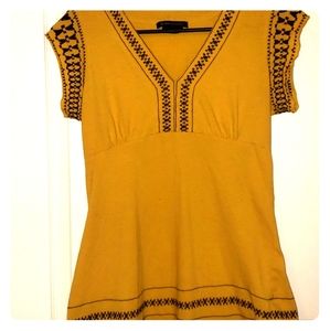 BCBG Embroidered Womens Top